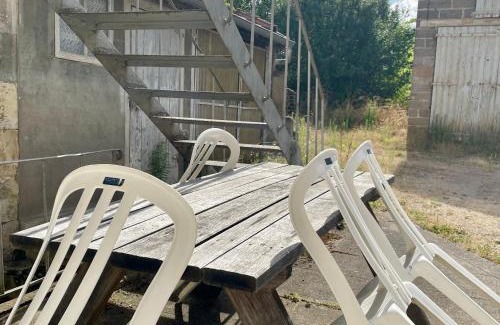 Imphy Apartment | S17 Parking Wifi 2 chambres, 4 personnes Réduc à la semaine ou mois