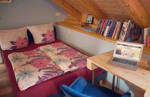 Bayreuth Apartment | S7 Air Conditioned Apartment with roof terrace (90 qm for 8 guests max)