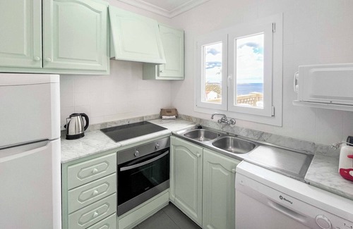 Arenal d'en Castell Villa | Sa Luna - Two Bedroom Villa, Sleeps 4