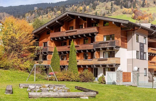 Vorderglemm Apartment | Saalbach suite with wellness area
