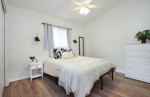 Sabal Springs House | Sabal Springs +55 Community, Flower House