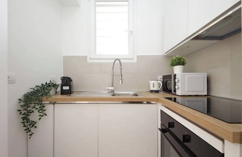 Marsala House | Sabelli 2 Independent Villa in the Heart of Rome