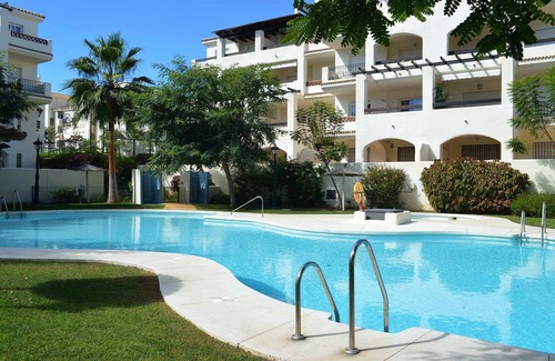 Manilva Apartment | Sabinillas, terrace, shared pool, private paking