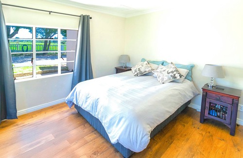 Rheenendal Other | Saddle & Sunset Retreat -Charming Equestrian farmhouse in the countryside.