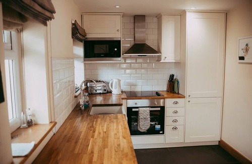 Torver Cottage | Saddleback Cottage with Hot Tub Sleeps 2
