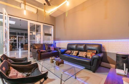 Jaka Sampurna Hotel | Safaraz Garden near Galaxy Bekasi Mitra RedDoorz