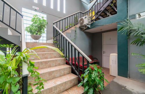 Jaka Sampurna Hotel | Safaraz Garden near Galaxy Bekasi Mitra RedDoorz