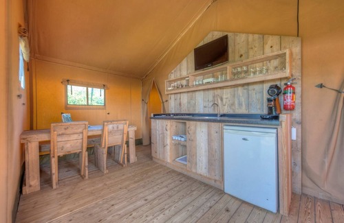 Municipality of Oosterhout House | Safari Tent near De Biesbosch & Breda