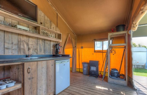 Municipality of Oosterhout House | Safari Tent near De Biesbosch & Breda