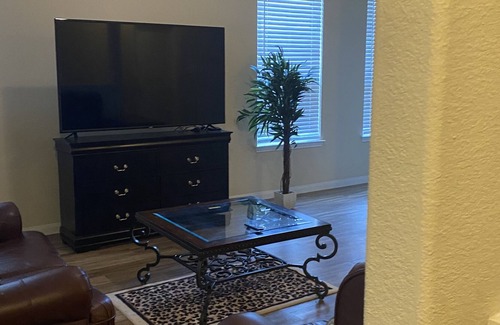 Katy House | Safe, family friendly cozy home away from home.Lush Space with all essentials.