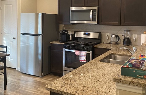 Katy House | Safe, family friendly cozy home away from home.Lush Space with all essentials.