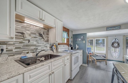 Chincoteague Cottage | Safe Harbor on Chincoteague Island!