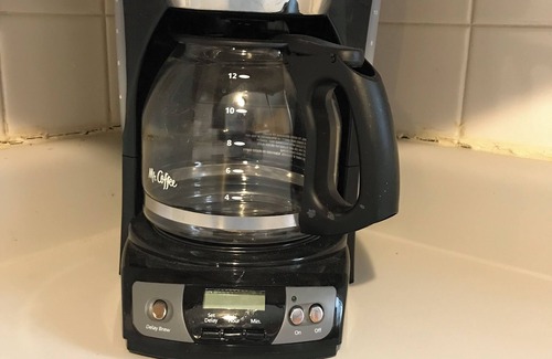 Winchester House | Safe neighborhood, short drive to ski resort, concert venues, etc