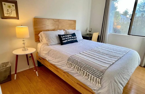 Jefferson House | Safe & Sunny 4BR 2BA w/Lg Patio - Heart of Culver City - West Los Angeles