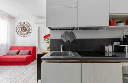 Saragozza-Porto Apartment | Saffi Glamorous Apartment by Wonderful Italy