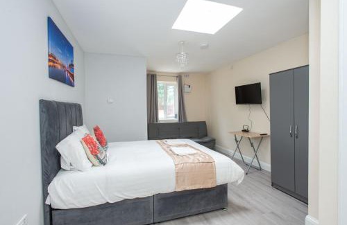 London Borough of Bromley Apartment | Saffron Studios