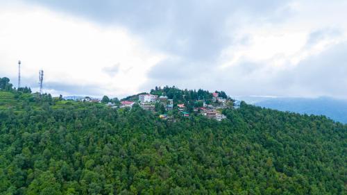 Kaul Villa | SaffronStays The Mountain Escape