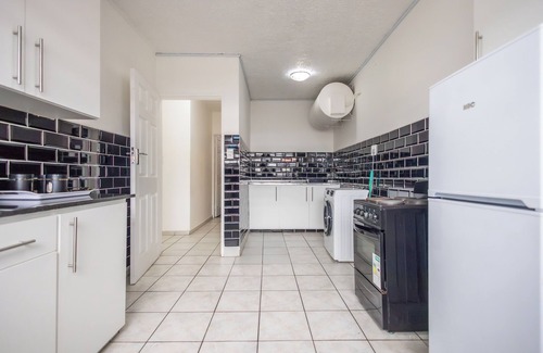 Berea Apartment | Safi Self-Catering Suites