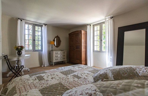 Malaucene Bed & Breakfast | Safre Prieuré La Madelène: bed and breakfast in Provence at the foot of the Ventoux mountains