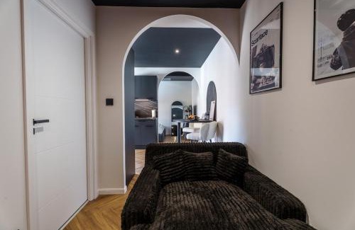 Chagny Apartment | Saga - Cinema Room - By Primo