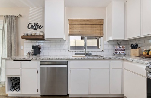 Temecula House | Sage House - Old Town Temecula