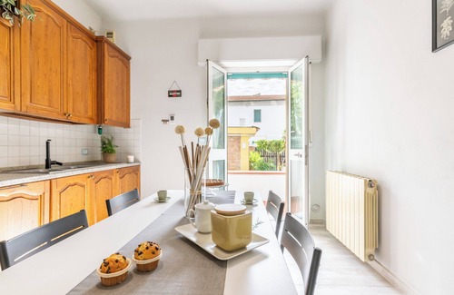 Pisa City Centre Apartment | Sage&Rosemary Home - with Garden by Pleiades Home