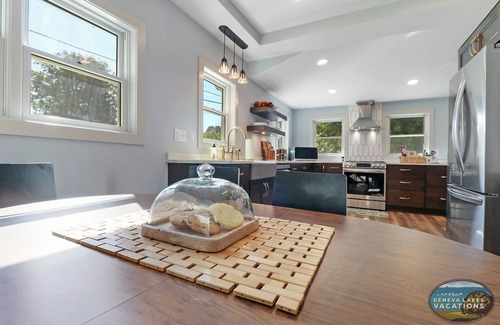 Lake Geneva House | Sage Street Bungalow- Beautifully renovated, historical home walking distance to downtown
