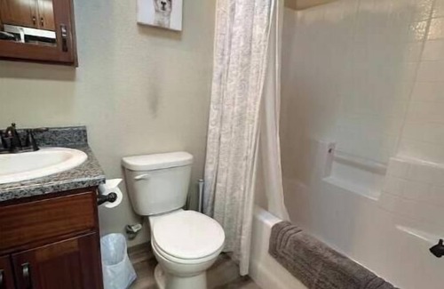 McKinleyville House | Sagewood Hideaway- close to town