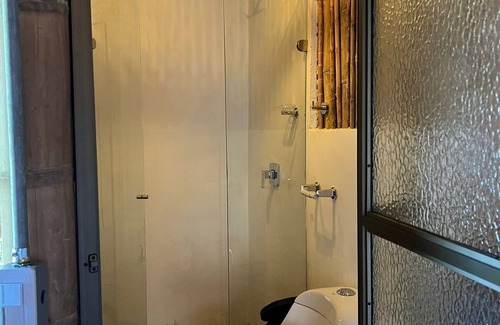 El Penol Cabin | Sahara Suite Cabin with Jacuzzi and Lake View