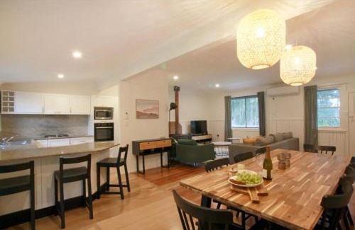 Anna Bay House | Sahara Trails House WiFi Air Conditioning Horse Riding and much more