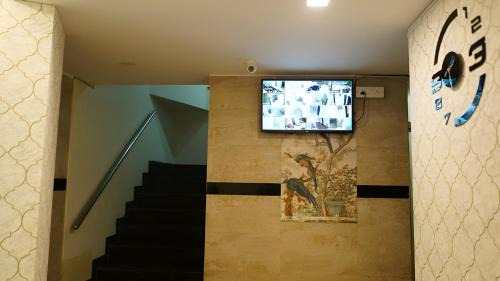 Sanpada Hotel | Sai Sharan Stay Inn- Near MIDC Turbhe Navi Mumbai