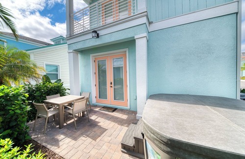 West Kissimmee Cottage | Sail Away! Beautiful Cottage with Private Hot Tub near Disney with.