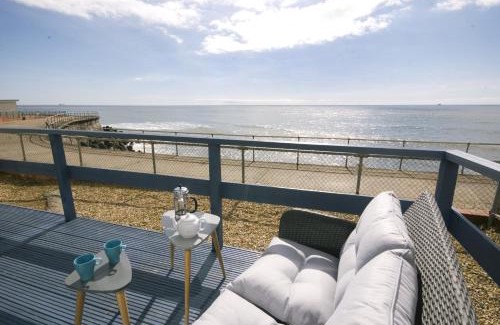 Ventnor Ski Chalet | Sail Away Holiday Villa