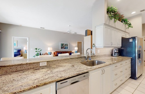 Bonita Springs Villa | Sail Away | Villa in Bonita Springs with pool access & water views