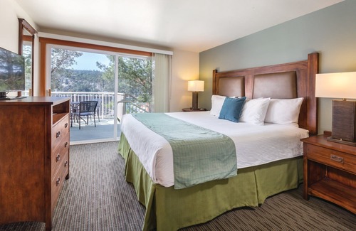 Deer Harbor Resort | Sail on in and Relax !