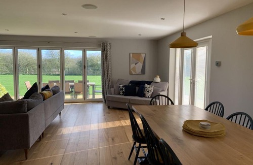 Filey House | Sailaway Cottage at The Bay Filey, sleeps 8-10, pet-free