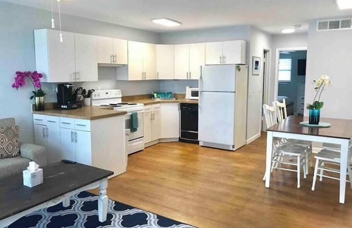 Stuart Apartment | Sailfish Suites 2 - pet friendly & waterfront!