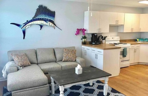 Stuart Apartment | Sailfish Suites 2 - pet friendly & waterfront!