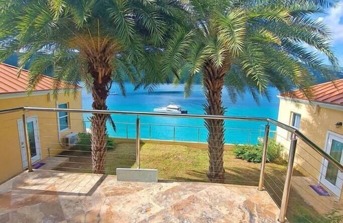Estate Peterborg Villa | Sailfish Villa Beachfront Magens Bay St. Thomas!