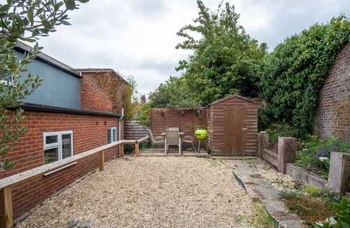 New Forest District Cottage | Sailmaker's Cottage - Lymington Town Centre