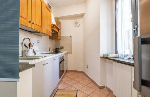 Livorno Apartment | Sailor's House Livorno by Pleiades Home