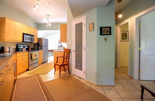 Johns Island House | Sailors Rest: Pool & Sauna, Tropical Island Oasis, Fireplace, Kid-Friendly