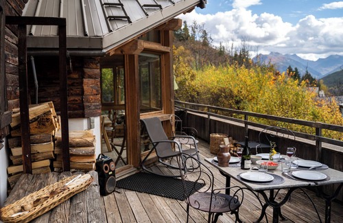 Saint-Chaffrey Ski Chalet | Saint Chaffrey: House with character ideally located