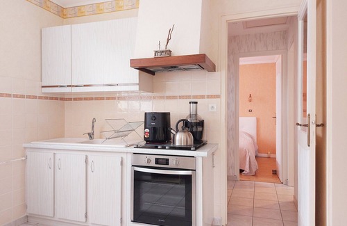 Cloyes-sur-le-Loir Cottage | Saint Lubin Cottage: Family Comfort and Local Charm