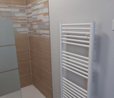 Villaines-sous-Luce House | Saint Georges