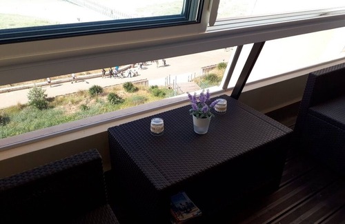 Saint-Jean-de-Monts Apartment | Saint Jean de Monts * Sea front * Direct access to the beach