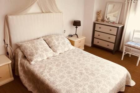 Saint-Paul-de-Vence Apartment | SAINT PAUL EN JARDIN