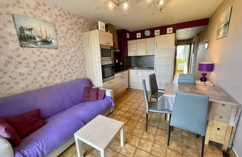 Saint-Pierre-Quiberon Apartment | Saint-Pierre-Quiberon - 1BR Apt 28m² - 4 Guests - Enclosed Garden - Pets Allowed