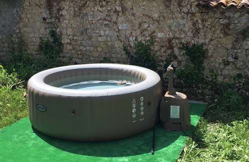 Saint-Sornin House | SAINT-SORNIN Atypical house with large plot 900 m2 closed ripe