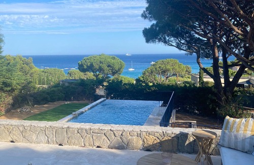 Ramatuelle Villa | Saint-Tropez sea-view paradise, private swimming pool, 3 min from beach